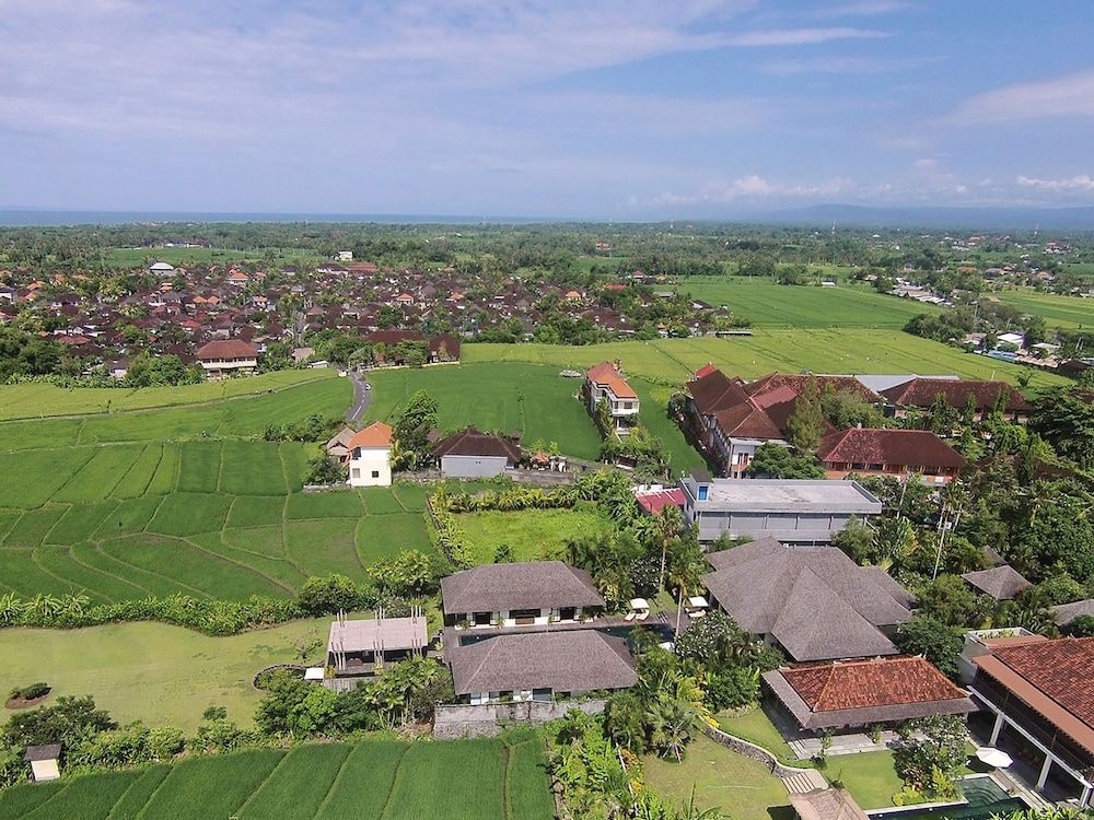 Villa Mandalay0