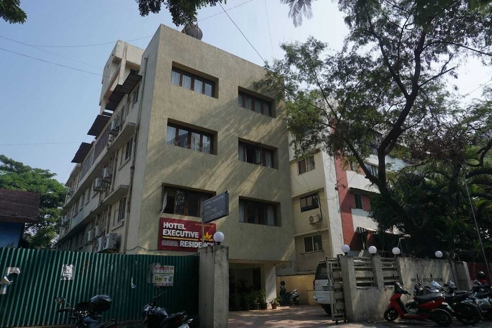 Executive Residency Hotel2