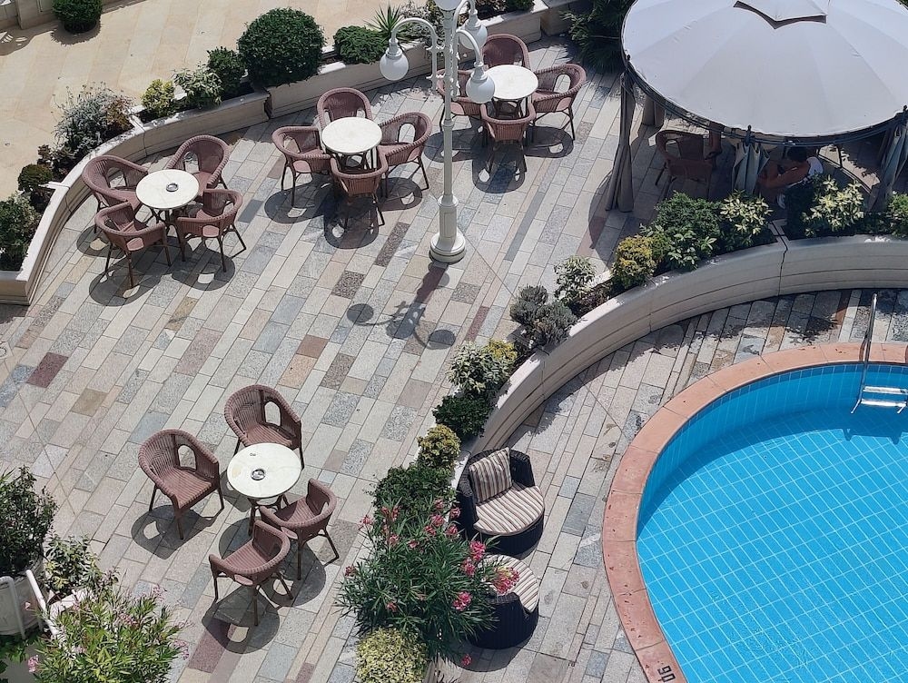 Hotel Ambassador2