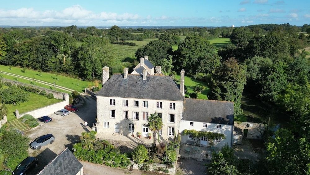 Manoir De Savigny1