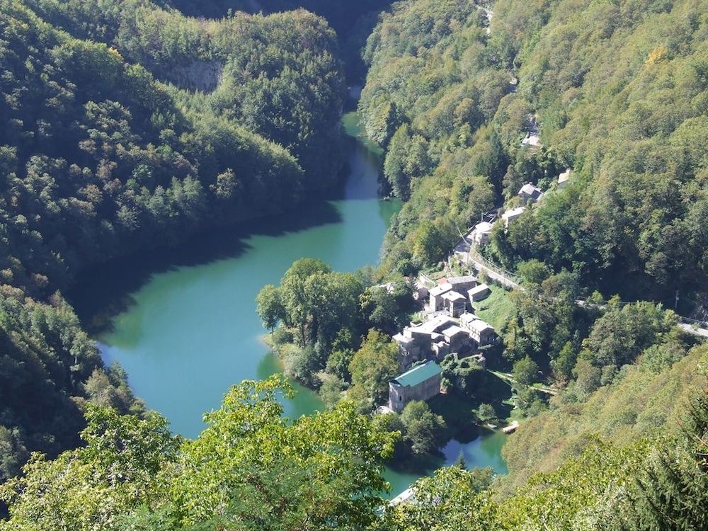 Antico Borgo Isola Santa1