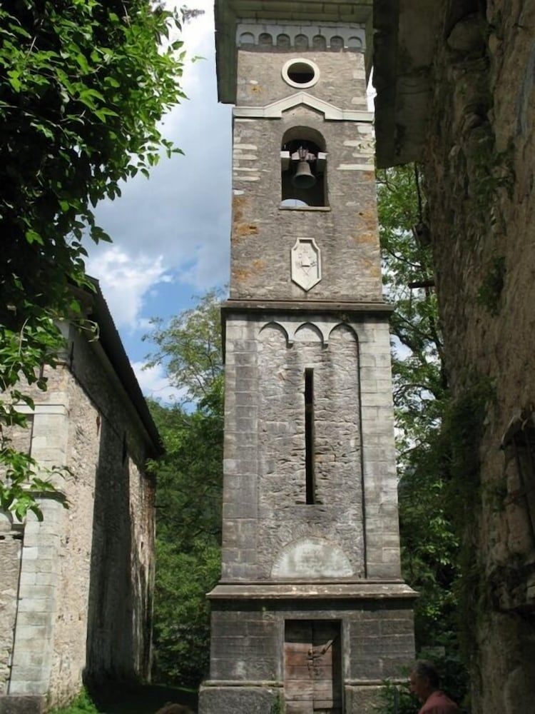 Antico Borgo Isola Santa4