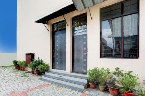 สปอตออนปริถวีการ์เดน (Spot On Prithvi Garden)0