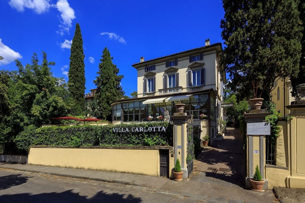 Hotel Villa Carlotta4