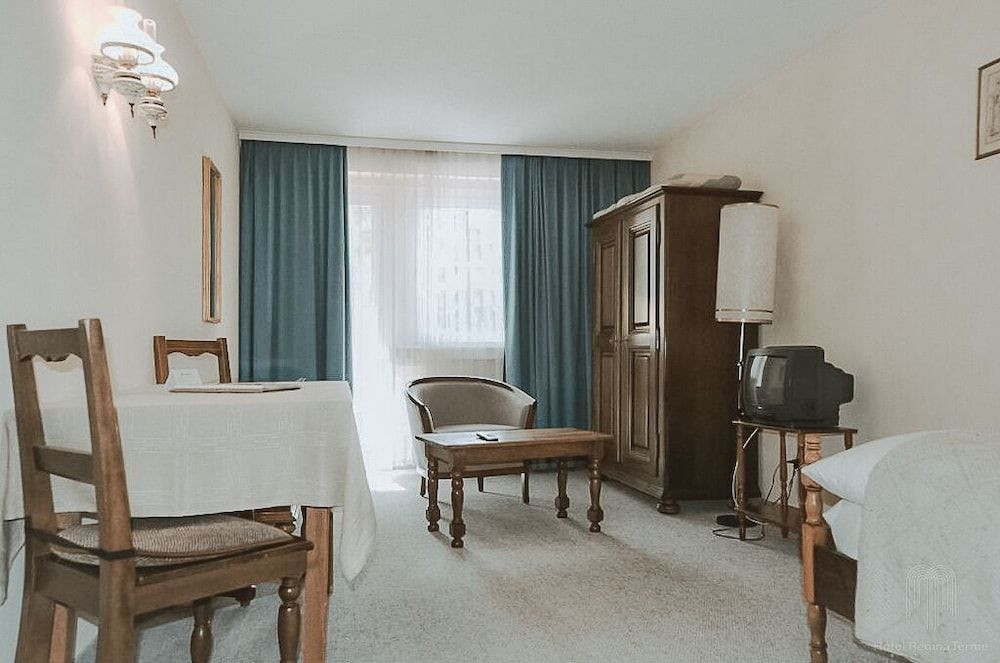 Badehotel Regina Terme0