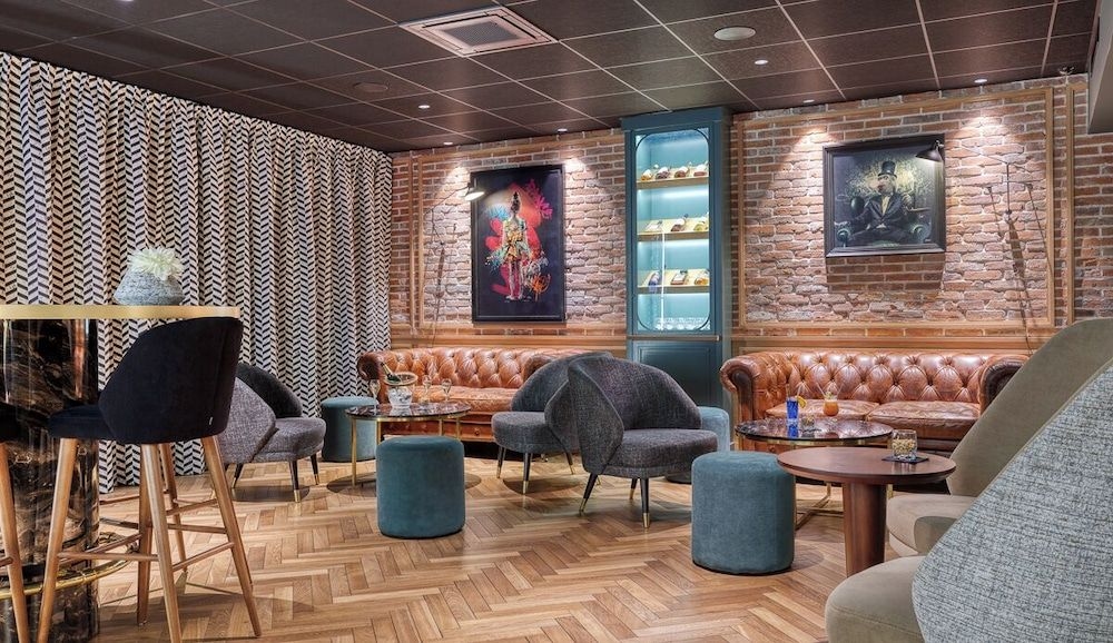 Brit Hotel Les Voyageurs1