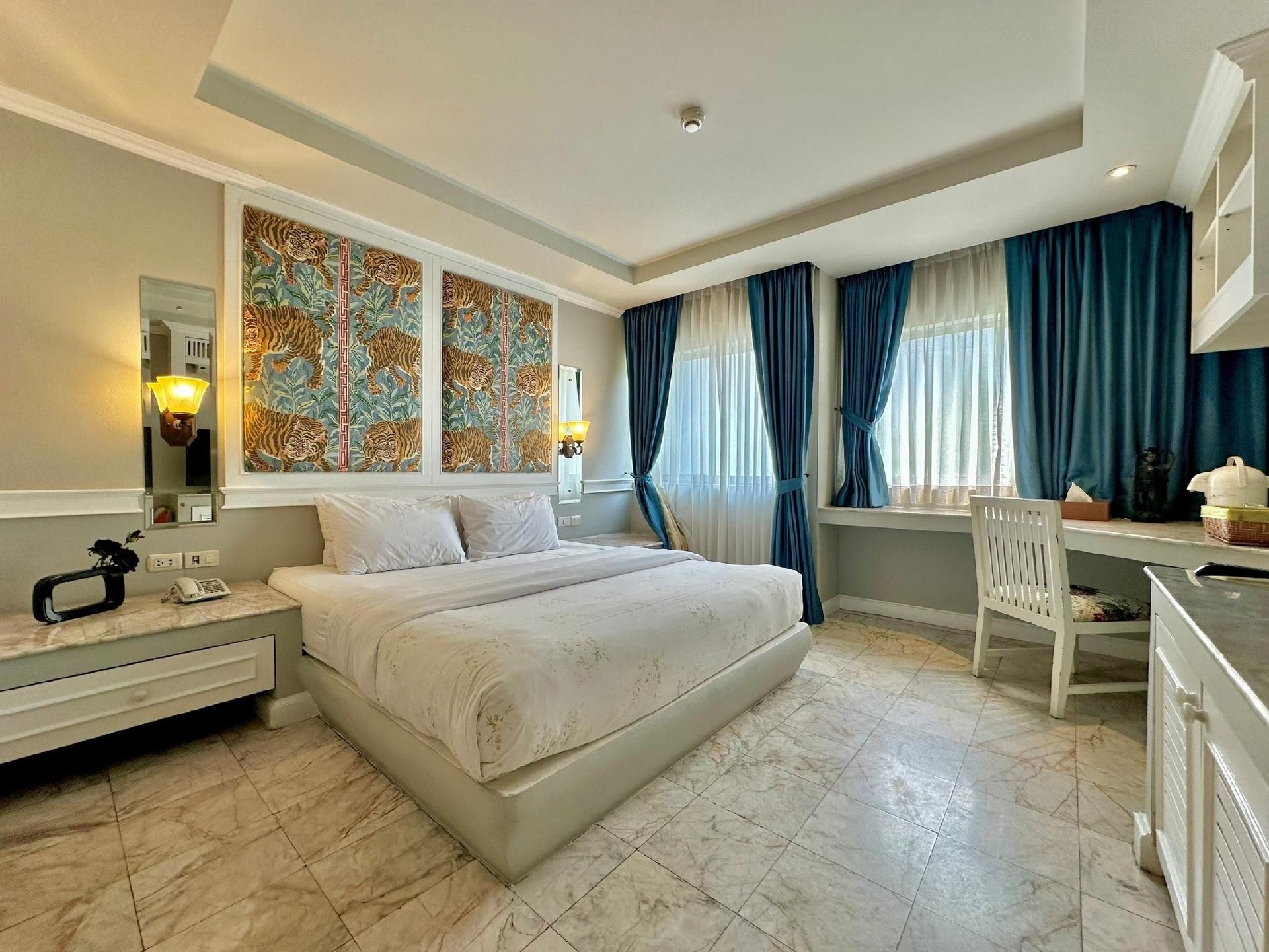 โรงแรมแอทพิงค์นคร เชียงใหม่ (At Pingnakorn Nimman Hotel)1