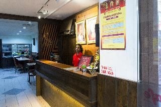โอโย 724 โฮเต็ล มาดราส (OYO 724 Hotel Madras)1