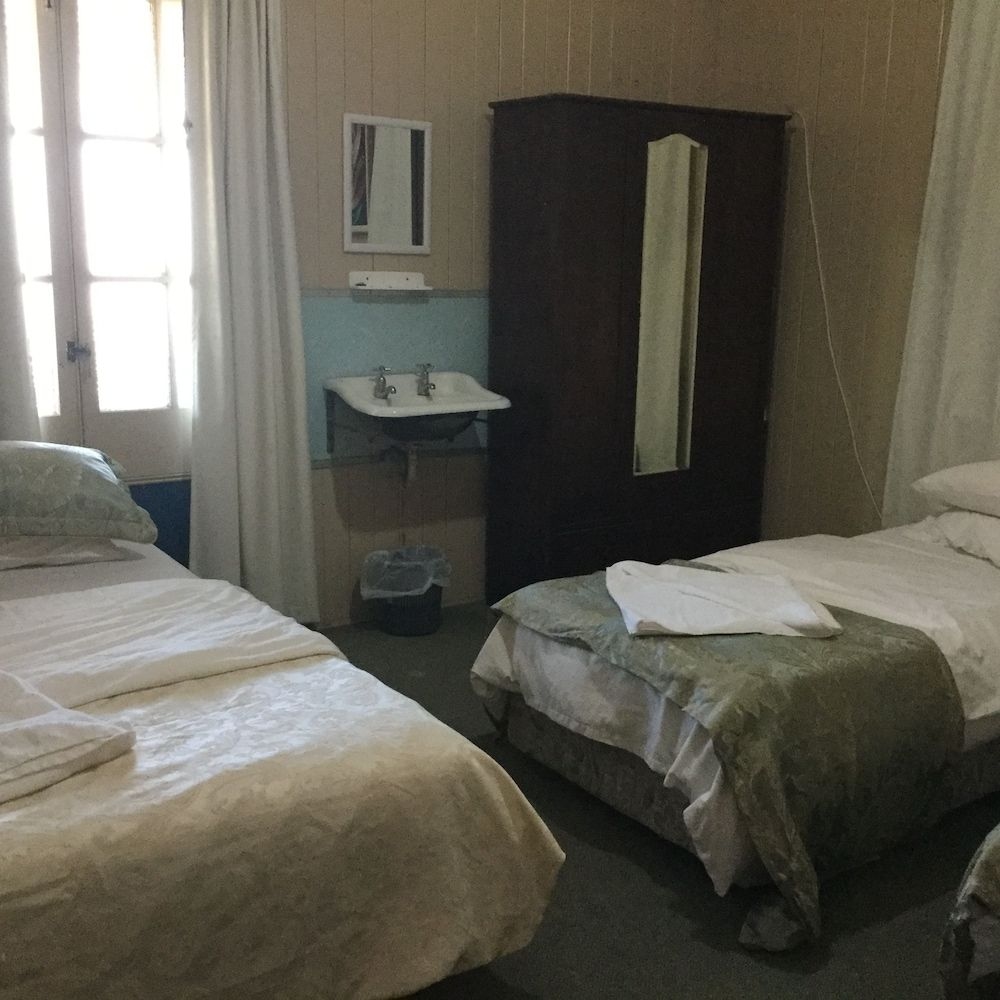 Toogoolawah Hotel3