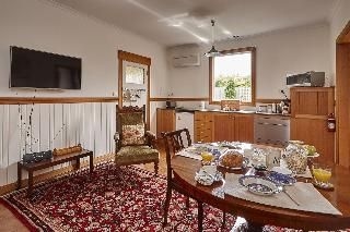 Box Cottage Apartment0