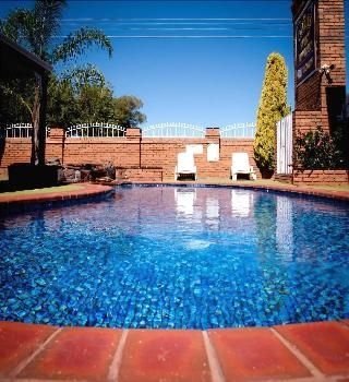 The Charles Sturt Motor Inn4