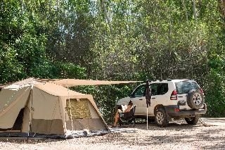 Selina Magnetic Island3