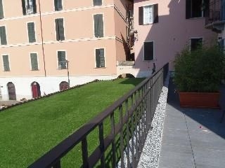 Albergo Dongo0