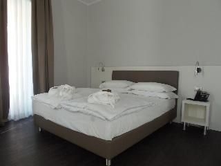 Albergo Dongo3