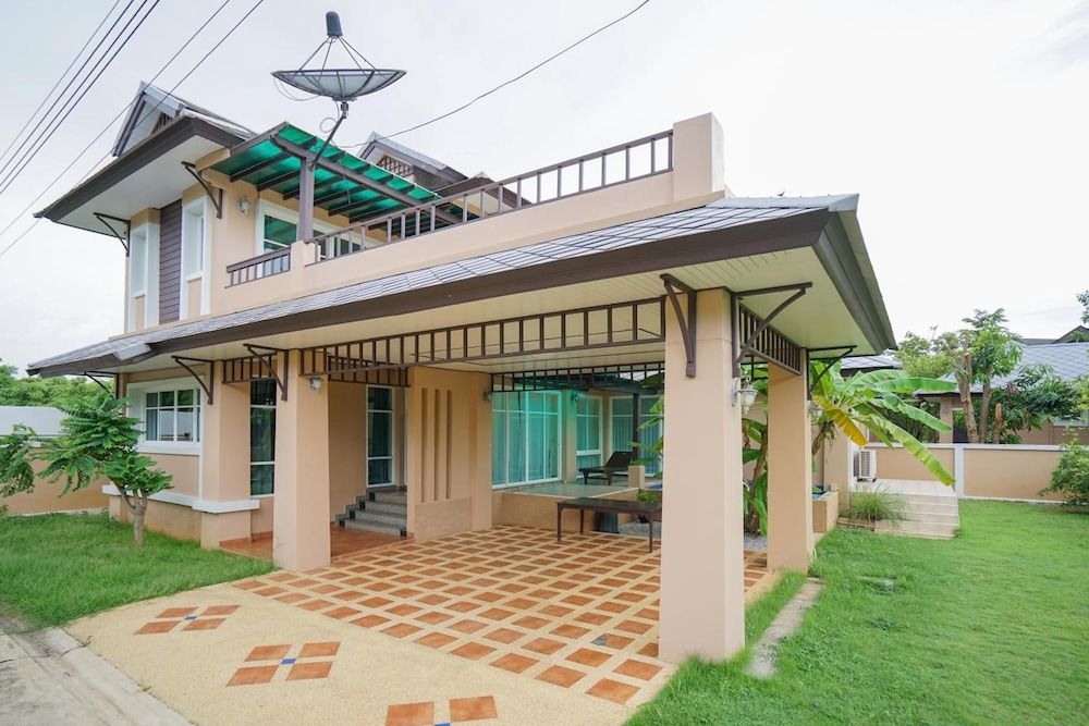 บ้านฟ้าทะเลจันทร์ รีสอร์ท (Baan Faa Talaychan Resort)3