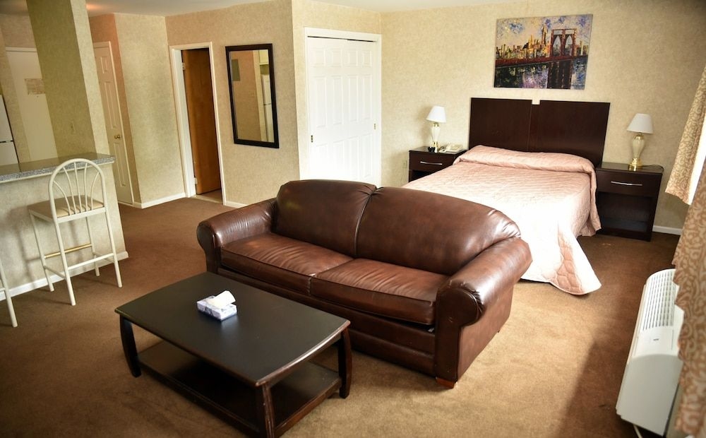 Swan Motel0