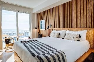 The Rockaway Hotel3