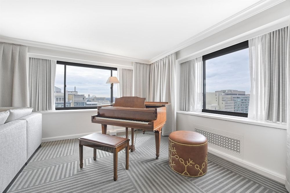 Capital Hilton2