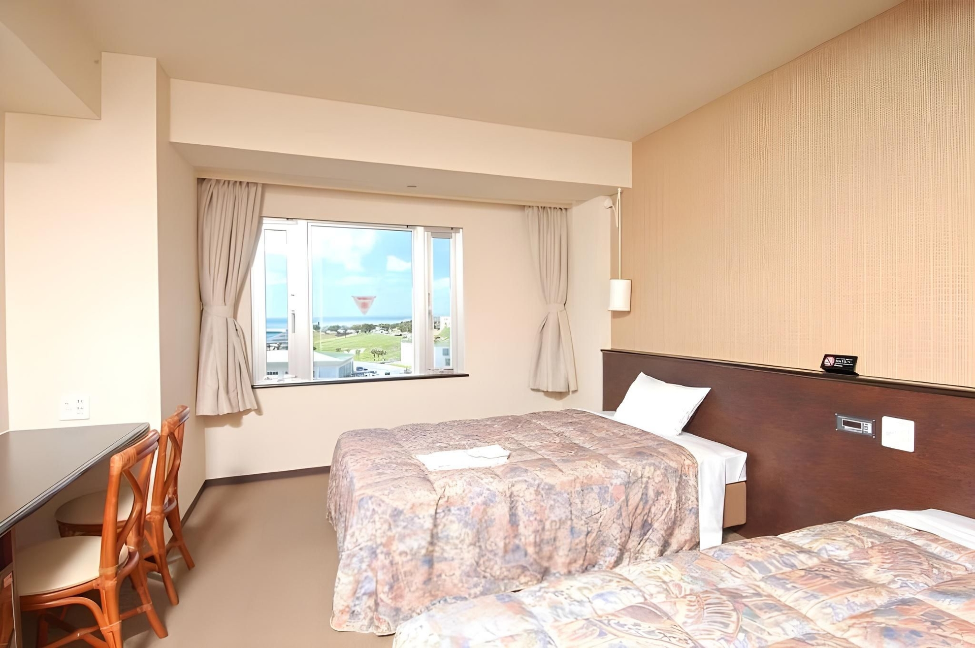 โรงแรมแกรน วิว โอกินาวะ (Hotel Gran View Okinawa)0
