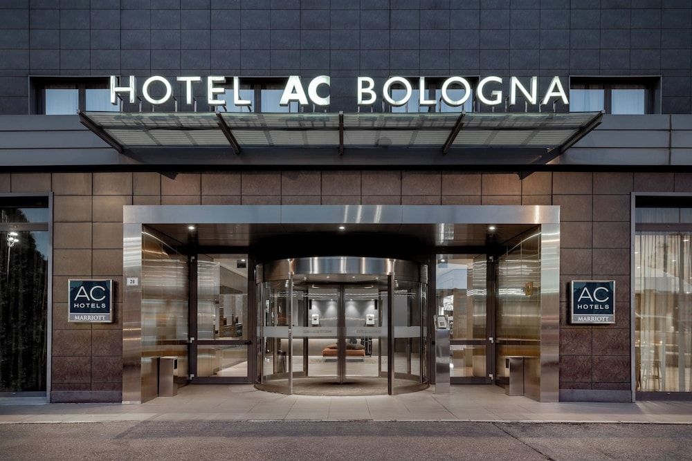 โรงแรม Ac โบโลญญา บายแมริออท (AC Hotel Bologna by Marriott)1