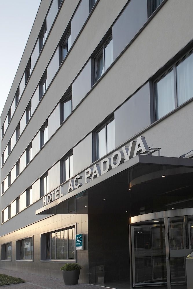 โรงแรม Ac ปาโดวา บายแมริออท (AC Hotel Padova by Marriott)2