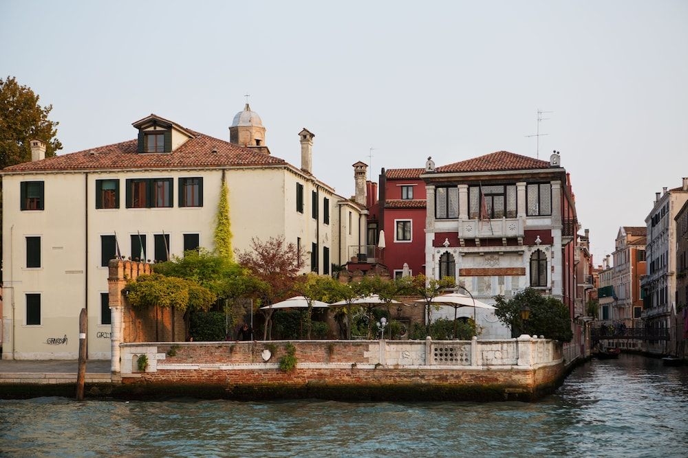 Ca' Nigra Lagoon Resort2