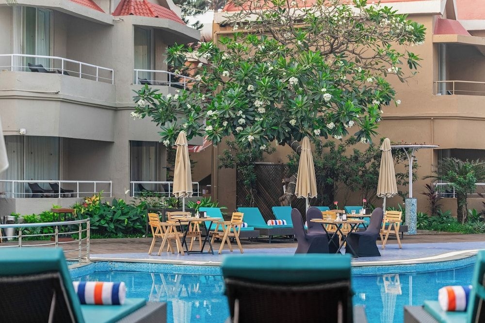 Whispering Palms Beach Resort3