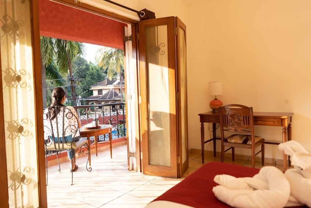 จัสมินน์ เซาท์ กัว (Jasminn)1