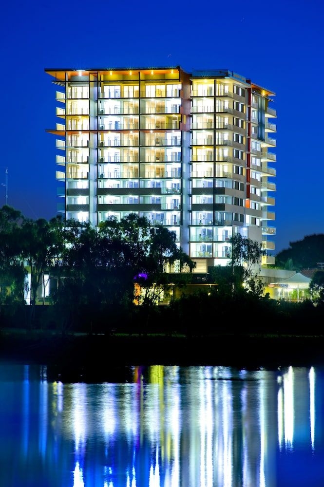 The Edge Apartment Hotel3