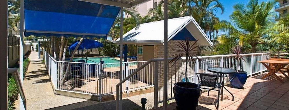 Budds Beach Apartments3