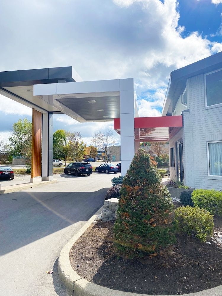 Comfort Inn Dryden2