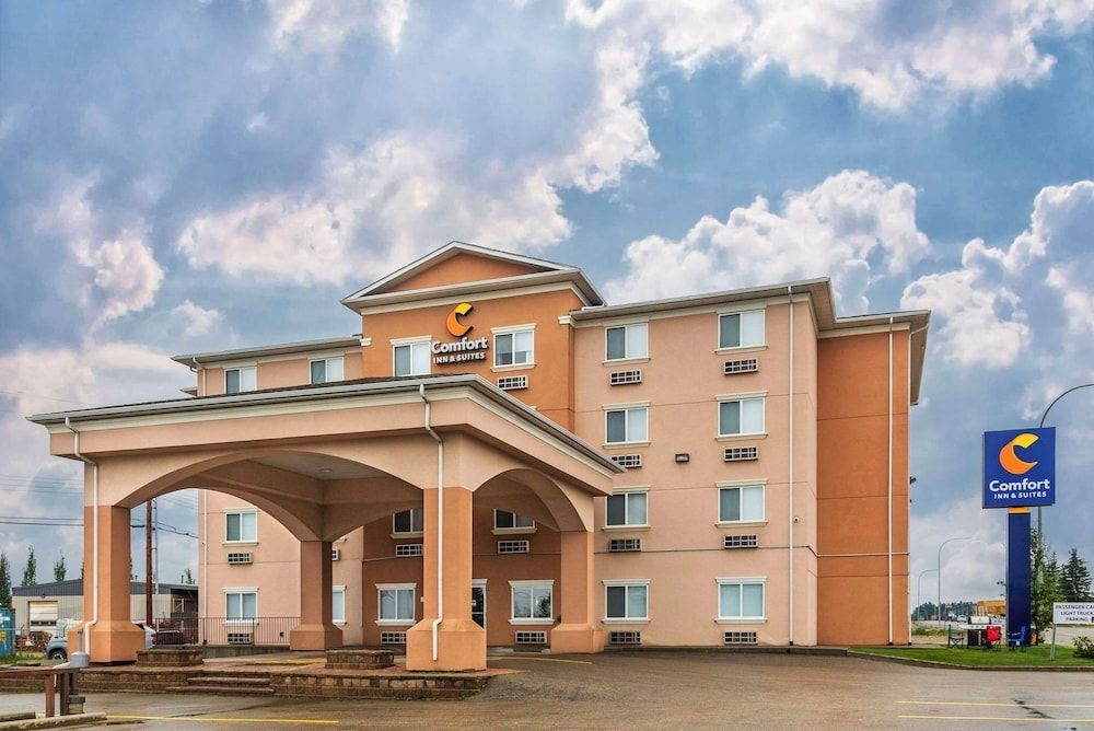 Comfort Inn And Suites Edson0
