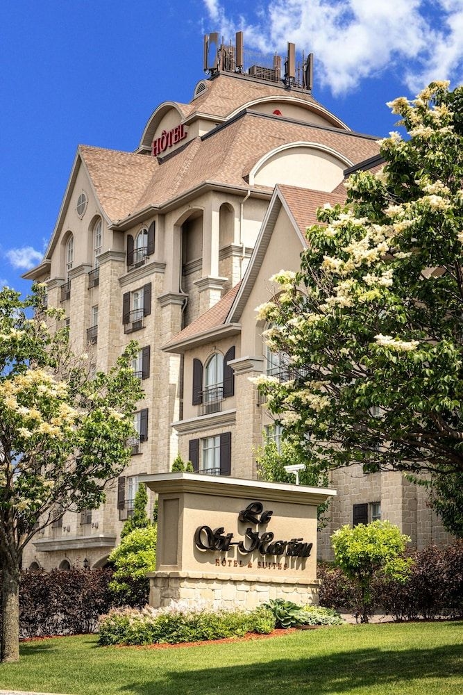 Le St Martin Hotel and Suites1