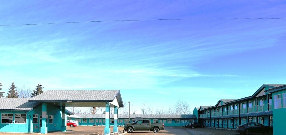 Econo Lodge Inn And Suites2