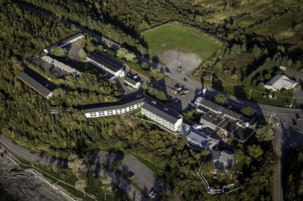 Auberge De La Pointe2