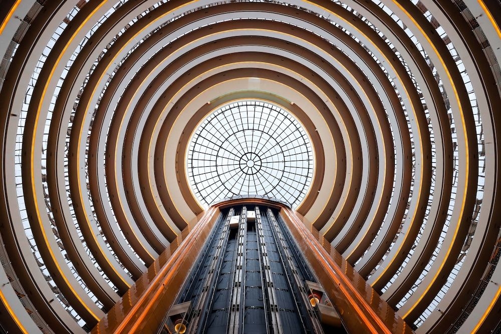 Intercontinental1