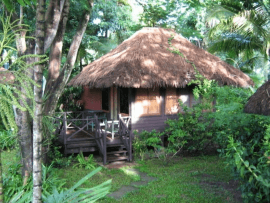 โรงแรมบ้านเพ คาบาน่า (Bann Pae Cabana Hotel)3