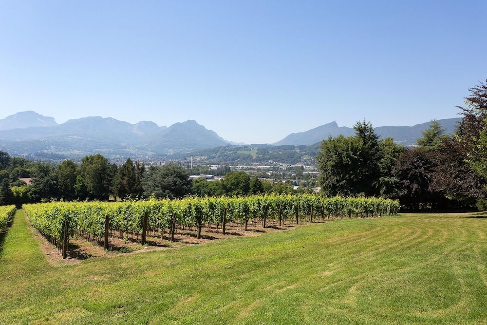 Chateau De Candie2