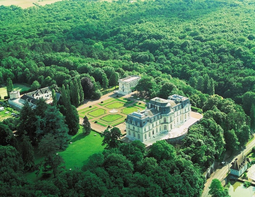 Chateau D'Artigny3