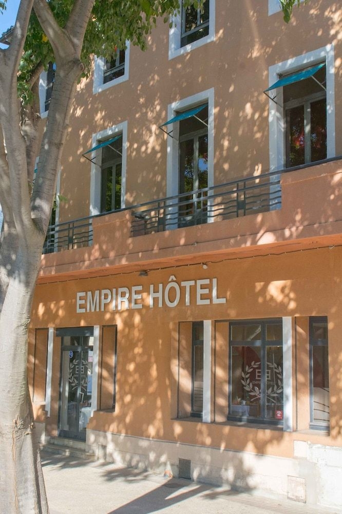 Empire1