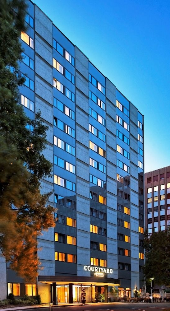 Courtyard By Marriott0