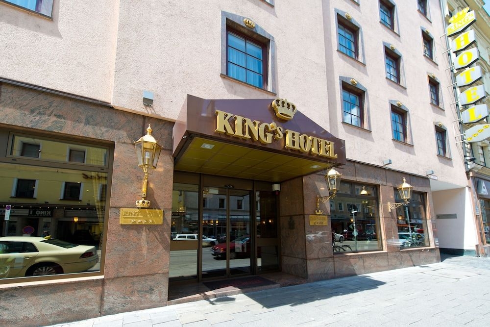 King's Hotel First Class3