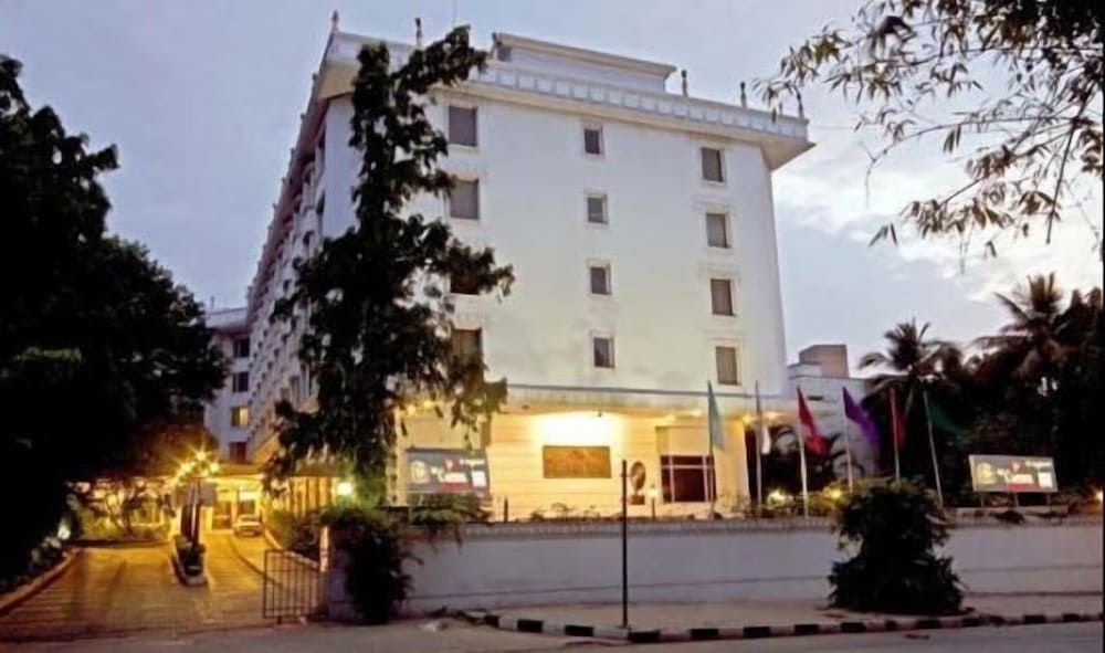 Capitol2