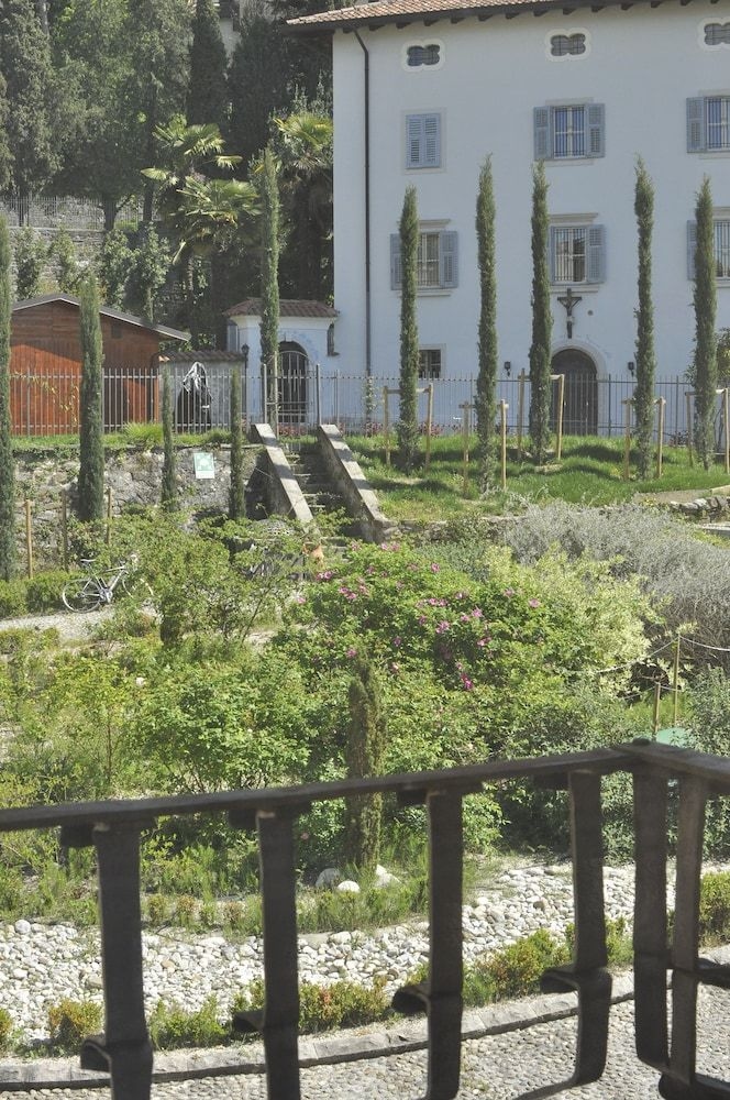 Grand Hotel Entourage3