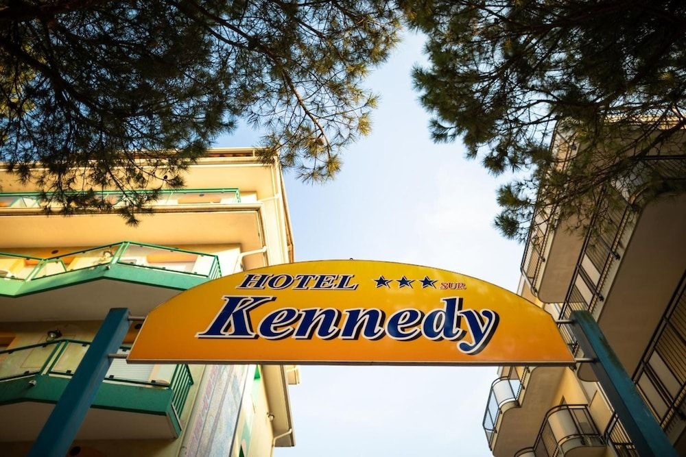 Kennedy1