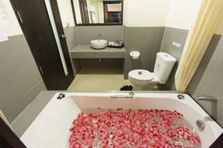 ภูวารี รีสอร์ท (Phuvaree Resort)4