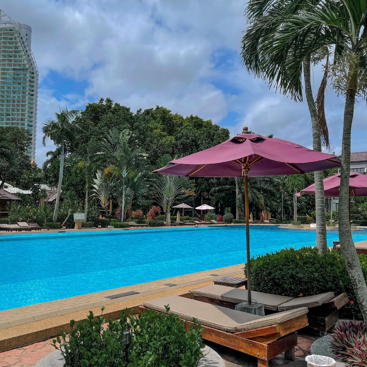 โบทานี บีช รีสอร์ท พัทยา (Botany Beach Resort Pattaya)1