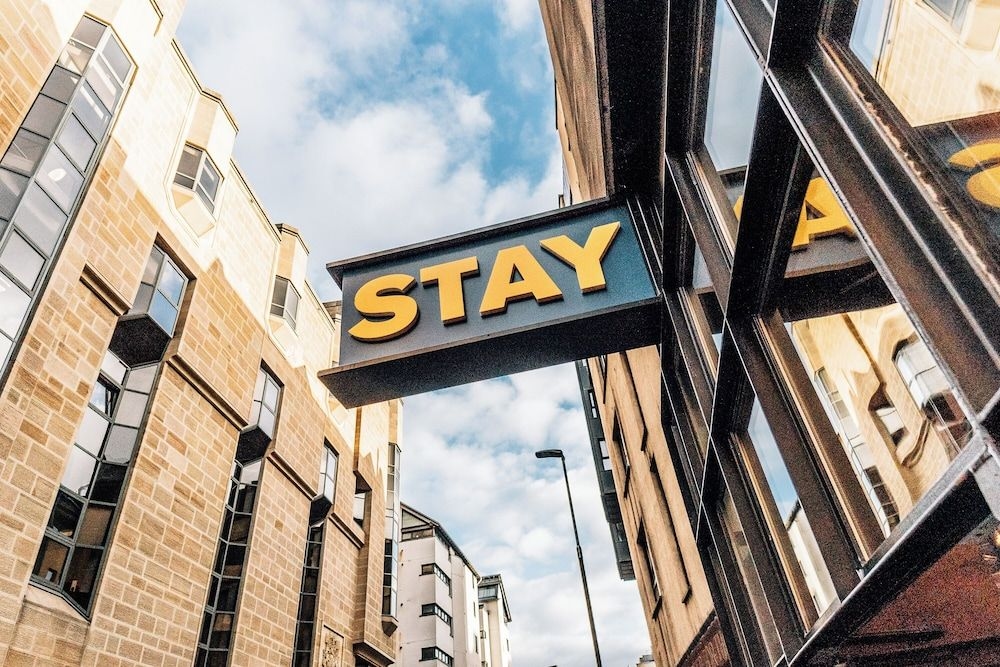 Stay Central4