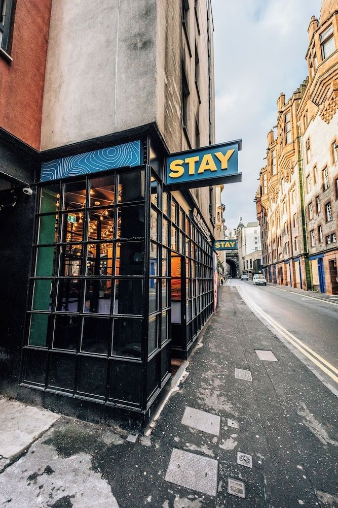Stay Central3