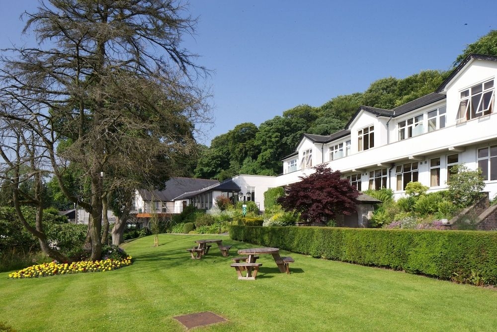 Castle Green4